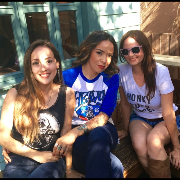 Meet your Posher, Vanessa - Picture 2 of 7